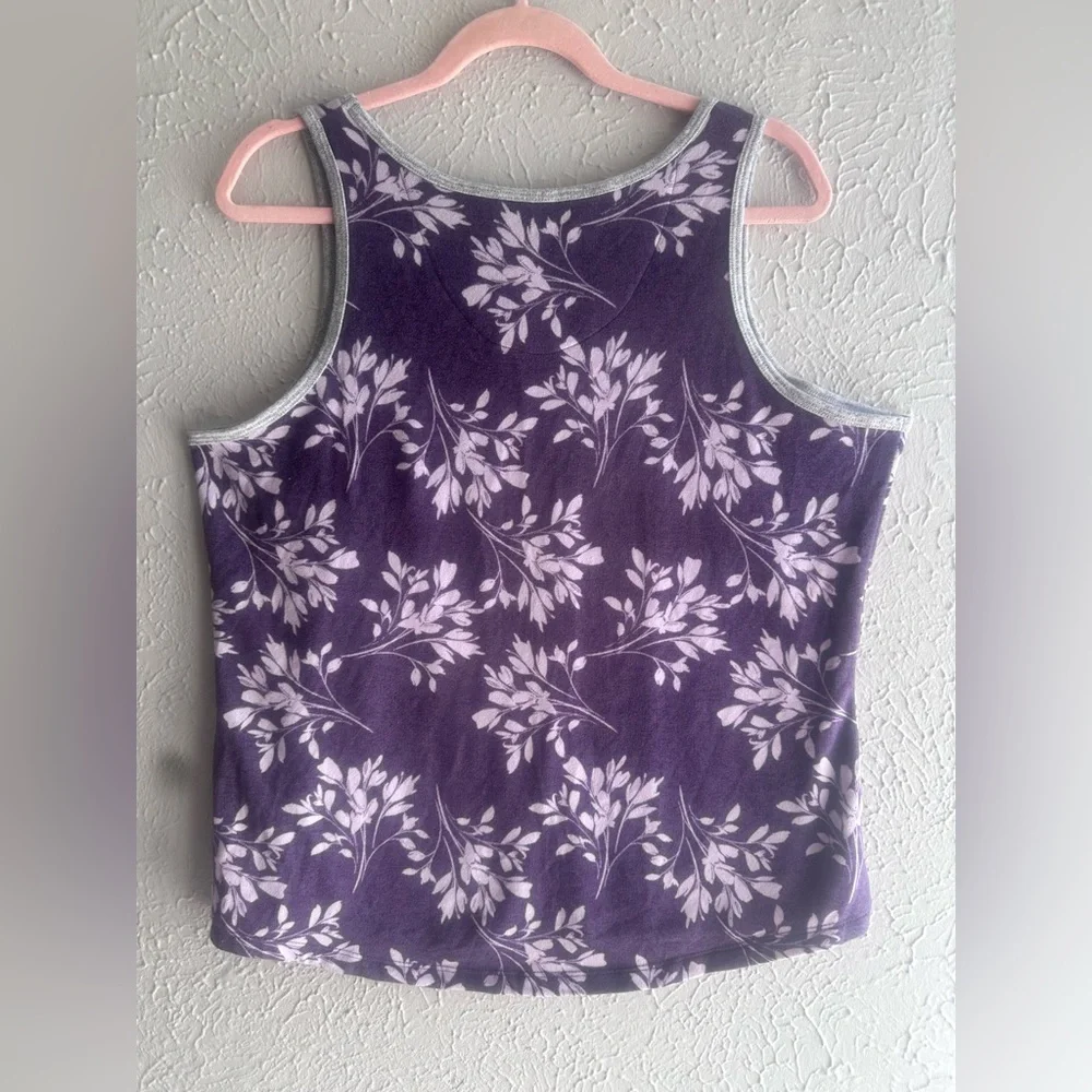 Karen Neuburger Purple and Gray Floral Pajama.size L. Ultra soft sleeping shirt